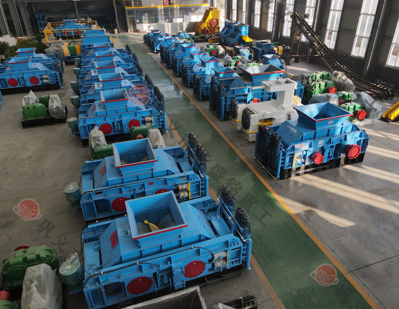 石英砂制砂子設(shè)備哪家好？全液壓對輥制砂機(jī)多少錢？