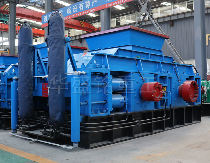 產(chǎn)能在100噸片麻巖制砂機(jī)優(yōu)勢有哪些？