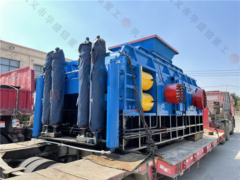 每小時產(chǎn)量100噸對輥破碎機(jī)，哪個型號合適